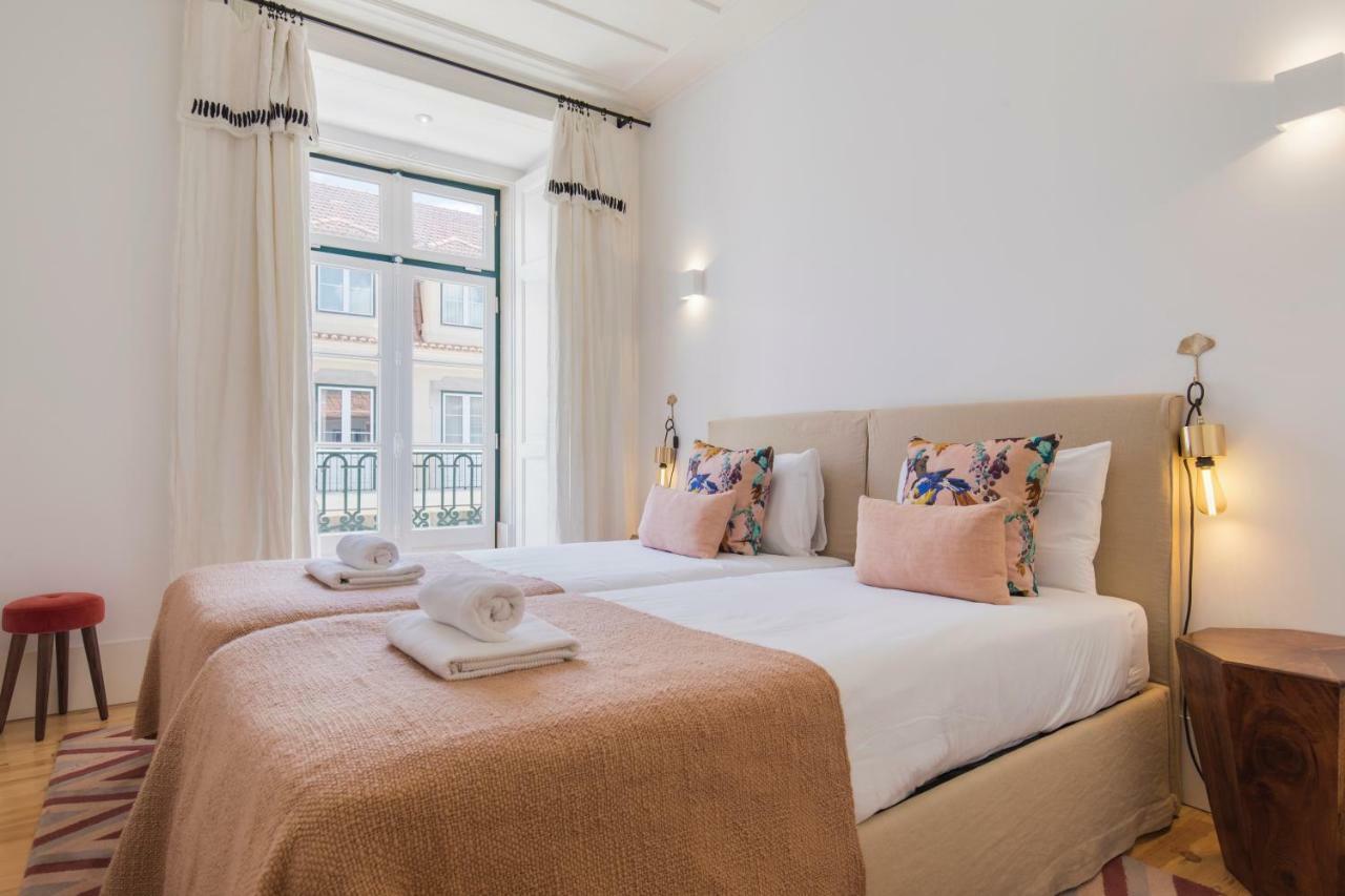 Charming 2 Bedroom Apartment In Baixa Chiado Lisbon Bagian luar foto