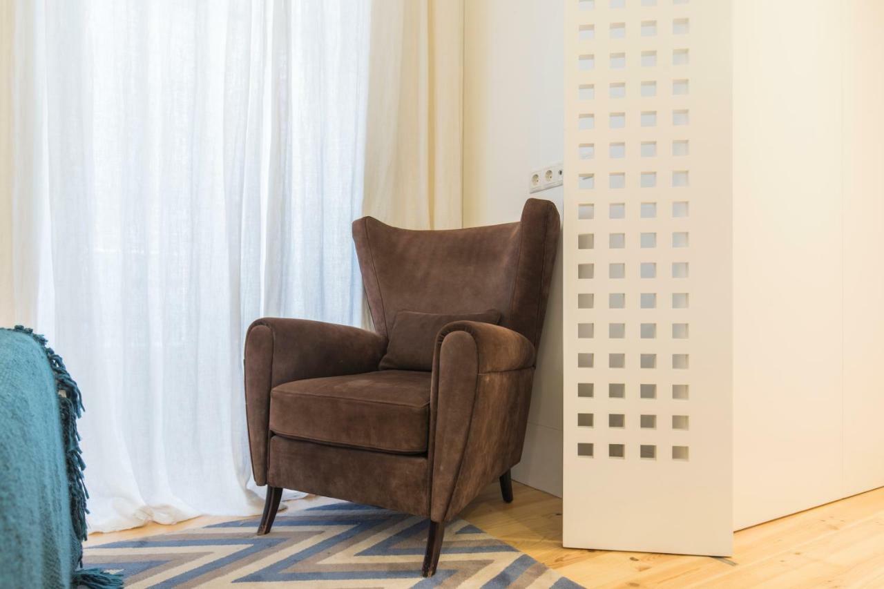 Charming 2 Bedroom Apartment In Baixa Chiado Lisbon Bagian luar foto