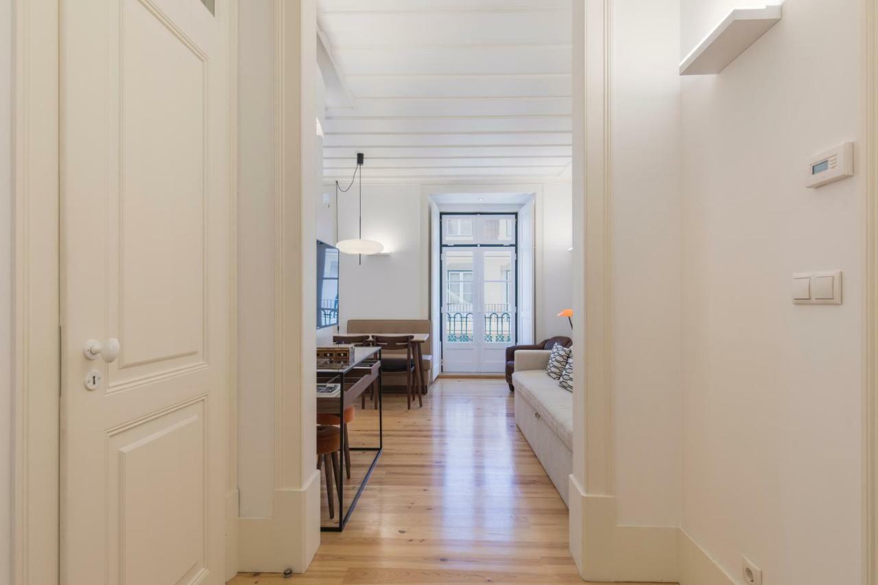 Charming 2 Bedroom Apartment In Baixa Chiado Lisbon Bagian luar foto