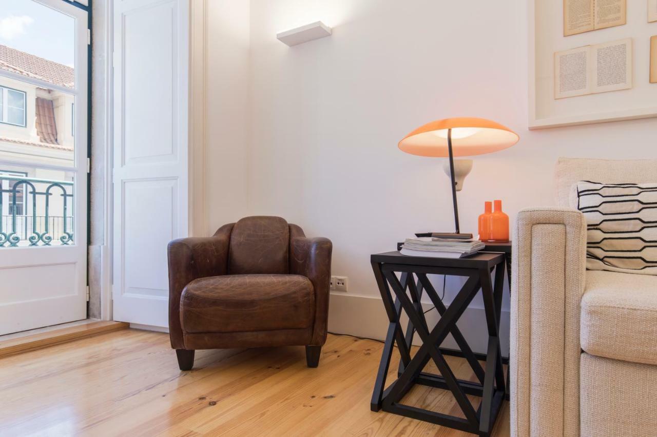 Charming 2 Bedroom Apartment In Baixa Chiado Lisbon Bagian luar foto